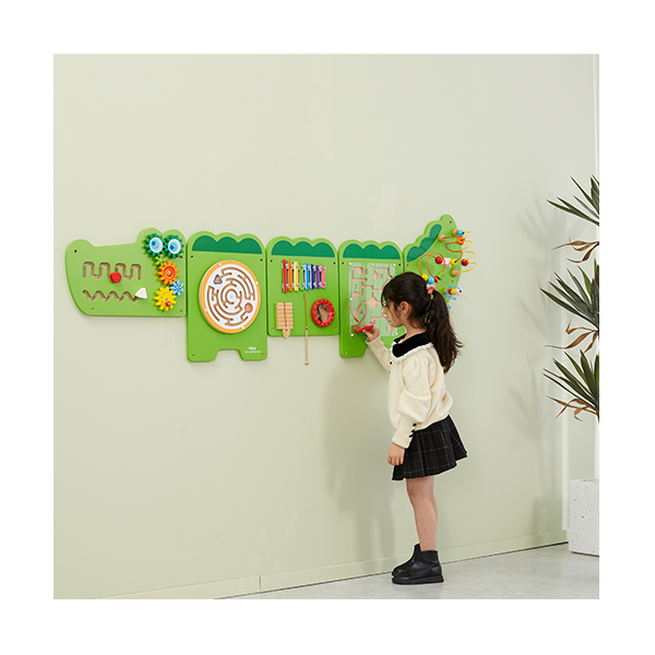 Paneles para pared con actividades Cocodrilo